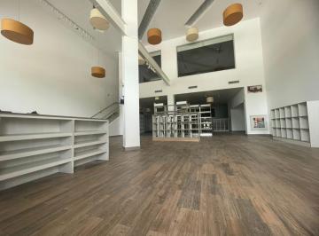 Local comercial · 456m² · 8 Recámaras · 29 Estacionamientos · Se Alquila Local en Obarrio 456 Mtrs