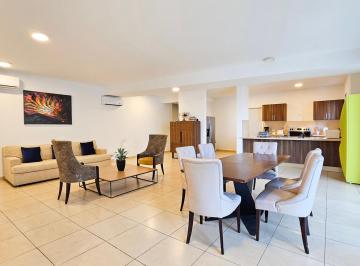 Apartamento · 240m² · 2 Recámaras · 2 Estacionamientos · Vendo Apartamento en PH Oasis On The Bay