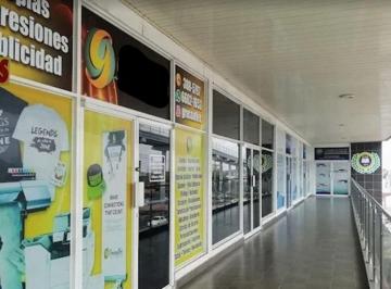 Local comercial , Panamá · Local de Planta Baja – Roosevelt: en Plaza Comercial con Estacionamientos
