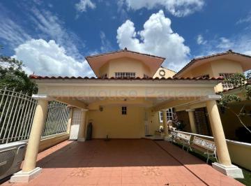 Casa de 3 habitaciones, Panamá · Casa Remodelada en Venta en Albrook 26*6777 Mfk