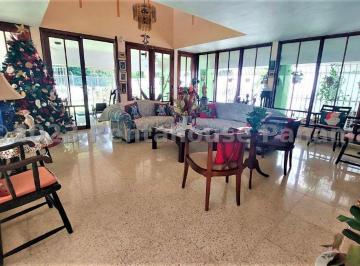 Casa de 3 habitaciones, Panamá · Venta de Casa en La Alameda