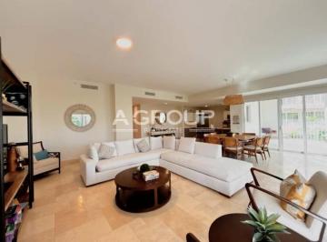 Apartamento · 268m² · 3 Recámaras · 3 Estacionamientos · Puntarena - Buenaventura - Se Vende Apartamento de Playa