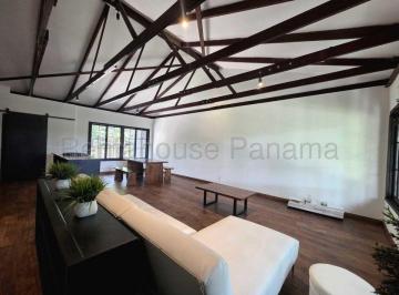 Casa de 4 habitaciones, Panamá · Amplia Casa en Venta en Balboa