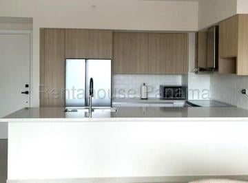 Apartamento de 1 habitación, Panamá · Alquilo Apartamento Full Amoblado en Santa Maria. 94 M².mrm