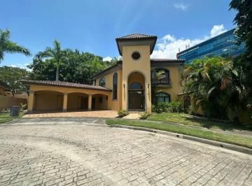 Casa · 502m² · 4 Recámaras · 4 Estacionamientos · Venta Casa Costa del Este Pisicna Privada PH Antigua Mld