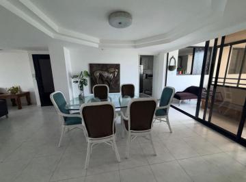 Apartamento de 3 habitaciones, Panamá · Venta de Apartamento en El Cangrejo, PH Mirador del Cangrejo, 200 m²