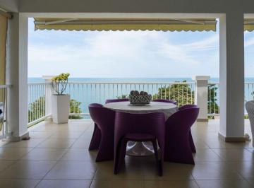 Apartamento de 3 habitaciones, Antón · Apartamento Frente Al Mar en Bijao en Venta