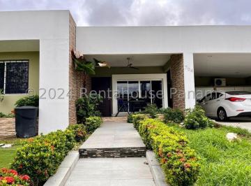 Casa de 3 habitaciones, Panamá · Venta Casa Betania de 858 m. Remodelada - Gm