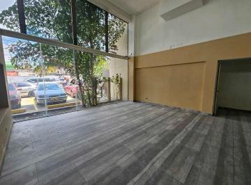 Local comercial · 1000m² · 10 Estacionamientos · Alquiler de Local en San Francisco