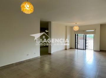 Apartamento de 3 habitaciones, Panamá · Albrook, Venta de Apartamento en Embassy Village