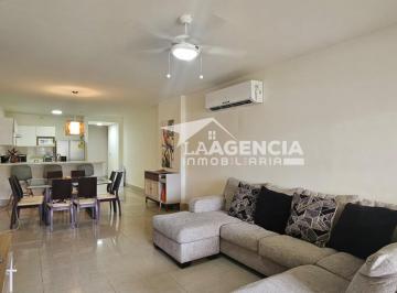 Apartamento de 3 habitaciones, San Carlos · San Carlos, Apartamento en Casamar, PH Perlamar en Planta Baja con Jardín