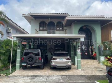 Casa de 3 habitaciones, San Miguelito · Venta de Casa en Brisas de Golf