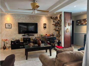 Casa de 3 habitaciones, Panamá · Venta Casa con Terreno Villa Zaita