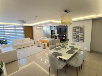 Apartamento · 114m² · 3 Recámaras · 2 Estacionamientos · Venta de Apartamento en PH Metro View Totalmente Remodelado G. S