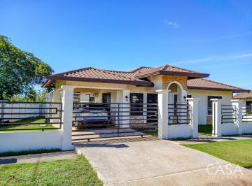 Casa de 3 habitaciones, Dolega · Casa Bonita en Venta en Los Algarrobos, Dolega, Chiriquí