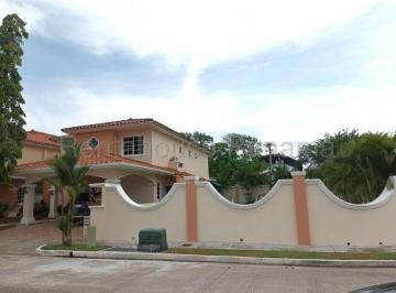 Casa de 3 habitaciones, Panamá · Venta de Casa en Villa Valencia Costa Sur Hq