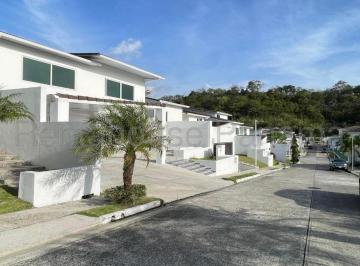 Casa de 3 habitaciones, Panamá · Venta Casa Altos de Panamá