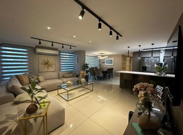 Apartamento de 2 habitaciones, Panamá · Venta – Moderno Apartamento Totalmente Remodelado en Punta Paitilla (