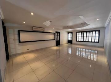 Casa de 4 habitaciones, Panamá · Vendo Casa en Pueblo Nuevo - Hato Pintado