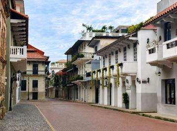 Edificio , Panamá · En Venta Propiedad Histórica Restaurada, Casco Antiguo