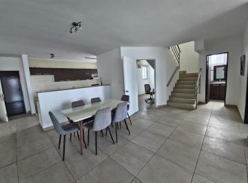 Apartamento · 235m² · 3 Recámaras · 2 Estacionamientos · Punta Pacifica - Venta de Penthouse en PH Pacific Sea
