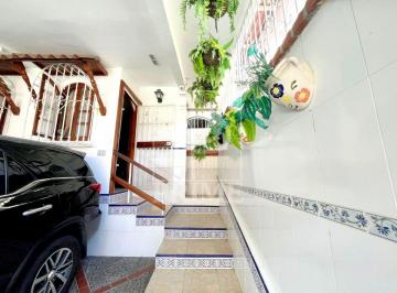 Casa de 3 habitaciones, Panamá · Casa en Venta en Condado del Rey