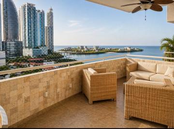 Apartamento · 230m² · 3 Estacionamientos · Patilla V/mar 230 m² a Solo $450k