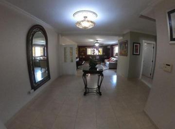 Casa en Venta de 5 habitaciones Altos de Panamá · Casa con 450 m² de Terreno, en Venta en Altos de Panamá Jack Hs