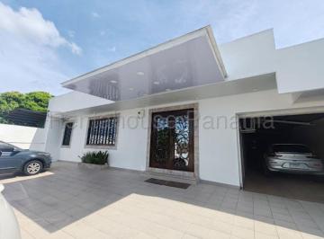 Casa de 3 habitaciones, Panamá · Casa en Venta en Rio Abajo
