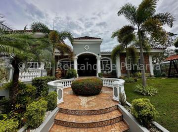 Casa de 4 habitaciones, San Miguelito · Venta de Casa en Brisas de Golf