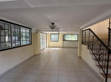 Casa de 5 habitaciones, Panamá · Residencia Exclusiva Rodeada de Naturaleza en Albrook