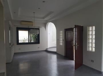 Casa de 3 habitaciones, Panamá · Venta de Casa en Altos del Golf