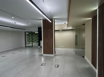 Local comercial · 120m² · 2 Estacionamientos · Vendo o Alquilo Local Marbella