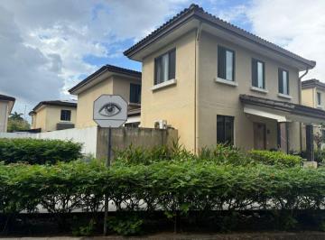 Casa de 4 habitaciones, Arraiján · Venta de Casa Esquina en River Valley