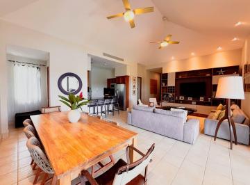 Apartamento · 210m² · 3 Recámaras · 2 Estacionamientos · Apartamento Semi Amoblado en Venta en Casa Lago, Buenaventura