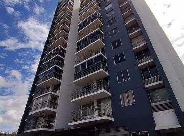 Apartamento · 93m² · 3 Recámaras · 1 Estacionamientos · Venta Apartamento en PH Cosmopolitan Tower - Pueblo Nuevo (Of)