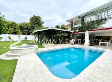 Casa · 630m² · 5 Recámaras · 5 Estacionamientos · Mansion Altos del Golf / San Francisco / Venta o Alquiler
