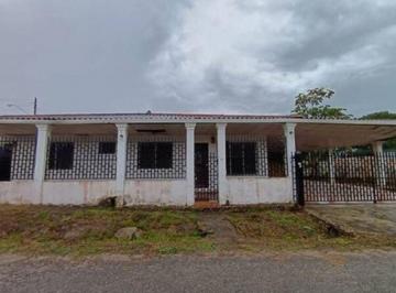 Casa de 4 habitaciones, Penonomé · Se Vende Casa en Urbanización El Ecológico, Penonomé, Casa No. 30