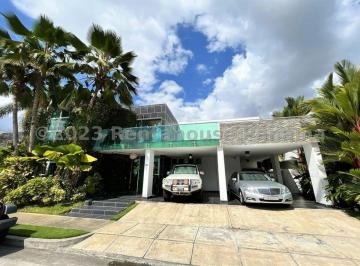 Casa de 5 habitaciones, Panamá · Vendo Casa en Costa Sur