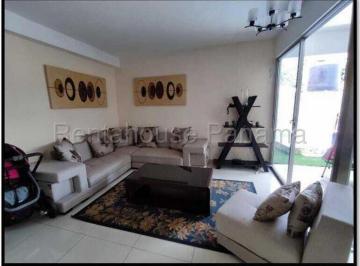 Casa de 5 habitaciones, Panamá · Alquiler de Casa en El Bosque