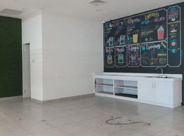 Local comercial , Panamá · Albrook: en Plaza Comercial con + 100 Estacionamientos