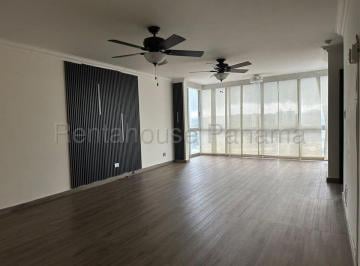 Apartamento de 2 habitaciones, Panamá · Vendo Apartamento en Hato Pintado