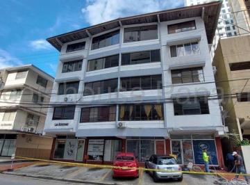 Apartamento de 3 habitaciones, Panamá · El Cangrejo Vendo Apartamento
