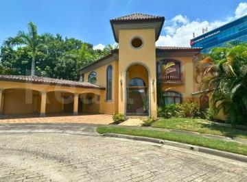 Casa de 4 habitaciones, Panamá · Casa en Venta Ó Alquiler en Costa del Este – Unifamiliar – Piscina Privada – Línea Blanca Incluida