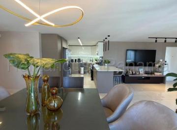Apartamento de 2 habitaciones, Panamá · Vendo Apartamento en Paitilla