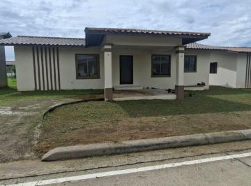 Casa de 2 habitaciones, David · Urbanización Santa Catalina David Chiriqui Casa en Alquiler