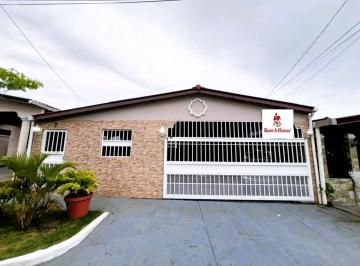 Casa de 3 habitaciones, San Miguelito · Casa en Venta en Brisas del Golf, San Miguelito