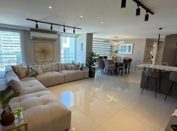 Apartamento de 2 habitaciones, Panamá · Venta de Apartamento en Paitilla