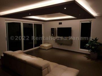 Casa de 4 habitaciones, Panamá · Venta de Casa en Altos de Panamá
