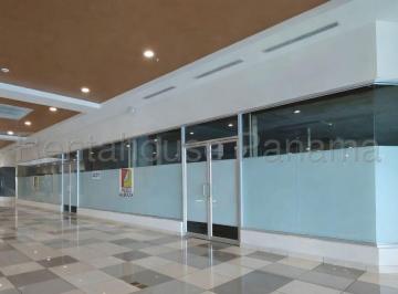 Local comercial , Panamá · Alquiler de Local Comercial en Albrook
